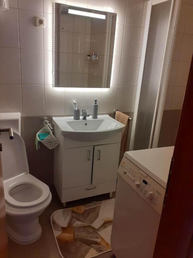 Apartman Pontis Okrug Gornji โตรกีร์ ภายนอก รูปภาพ