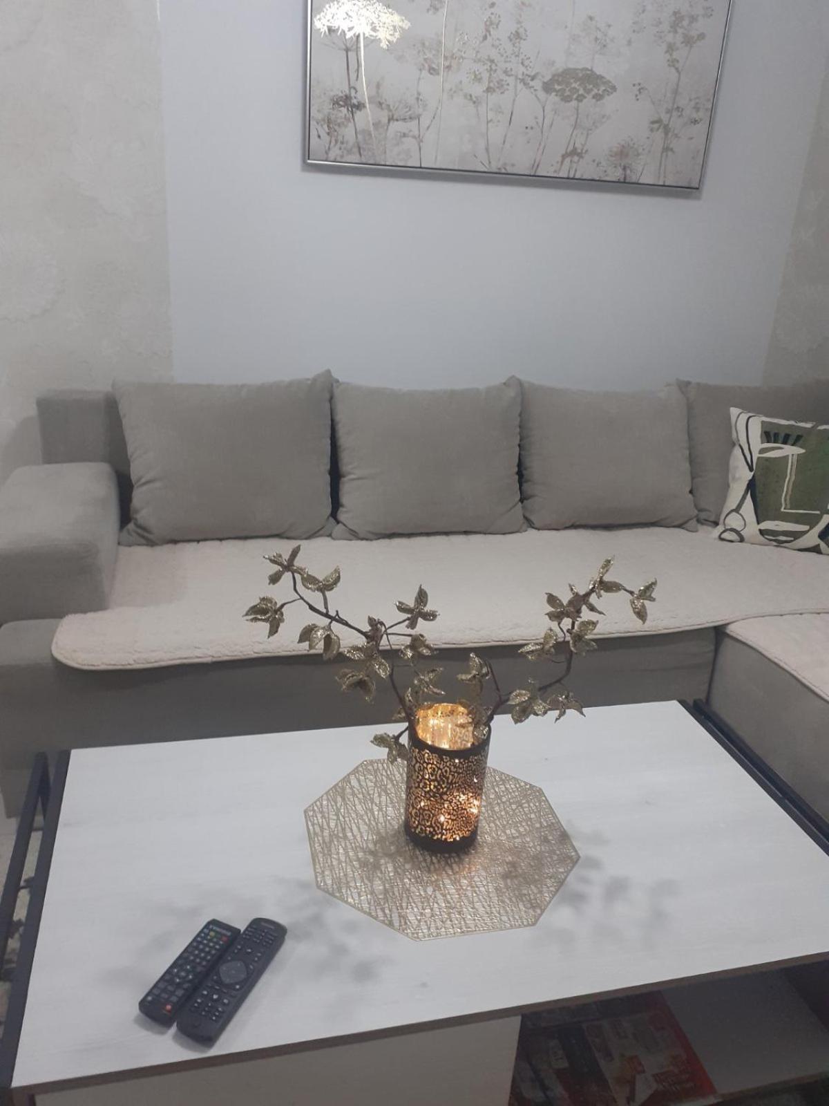 Apartman Pontis Okrug Gornji โตรกีร์ ภายนอก รูปภาพ