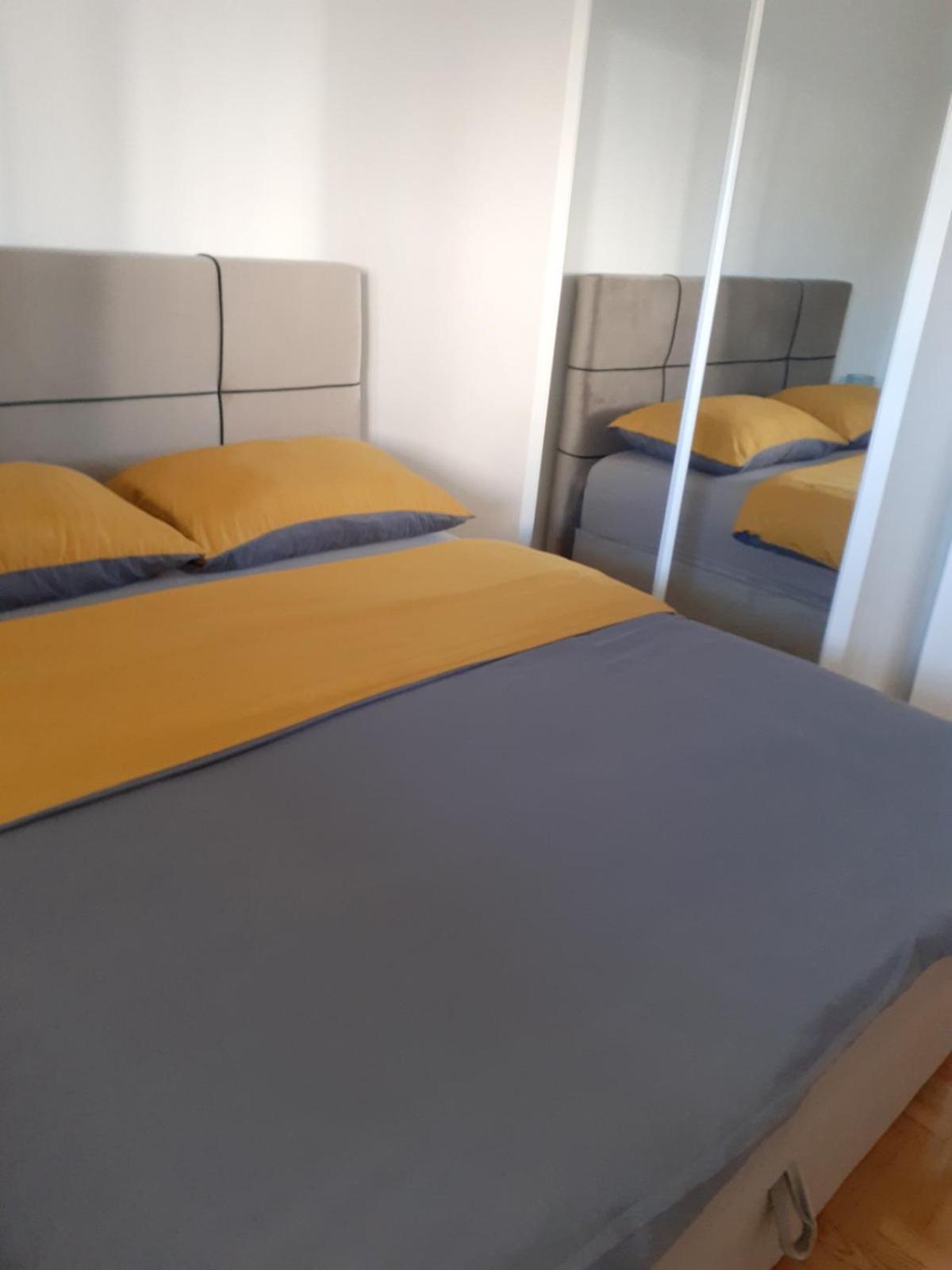 Apartman Pontis Okrug Gornji โตรกีร์ ภายนอก รูปภาพ